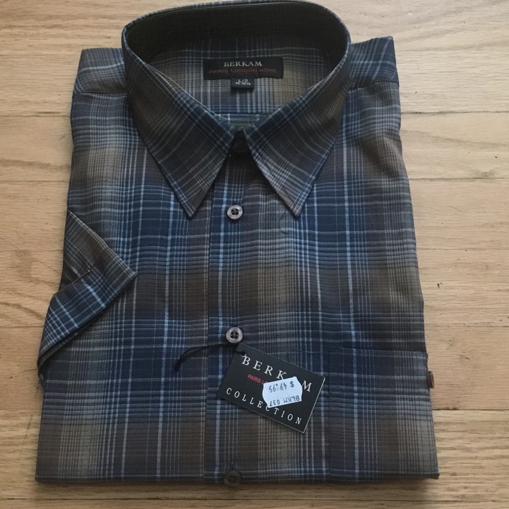 Short-Sleeve Plaid Button-Down Shirt in Navy and Gray
